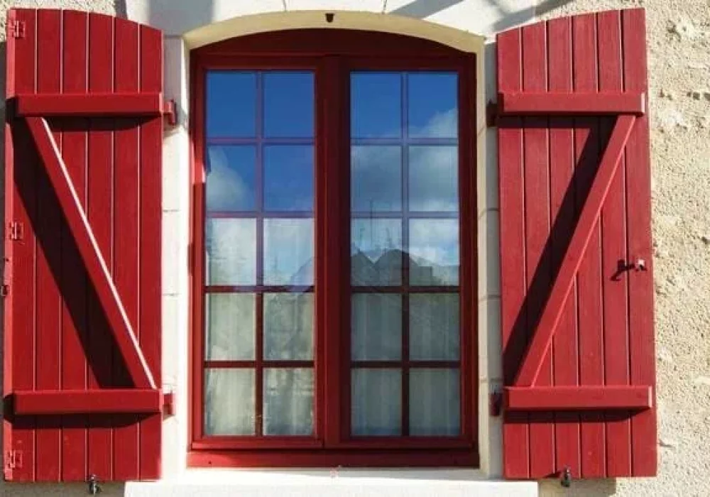 Réalisation de fenêtre par l'entreprise LEVOUX Pascal, menuisier à Châteauroux